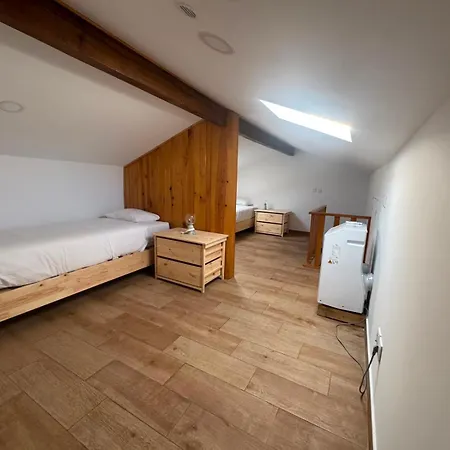 Trendy - Peregrinos Hostel